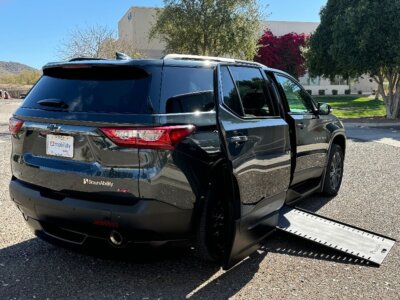 Used 2021 Chevrolet Traverse RS