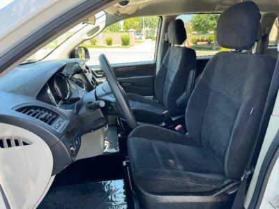 Used 2014 Dodge Grand Caravan SE