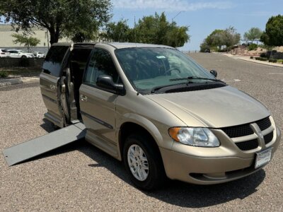 Gold Dodge Grand Caravan with Vantage Mobility Side Entry Automatic In Floor conversion