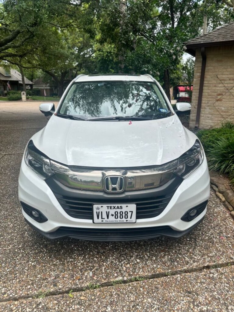 Platinum White Pearl Honda HR-V with Freedom Motors Rear Entry Manual Fold Out conversion