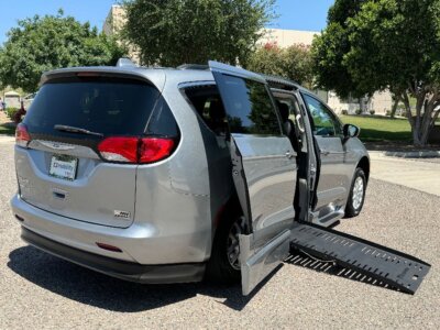 Used 2020 Chrysler Voyager LXi