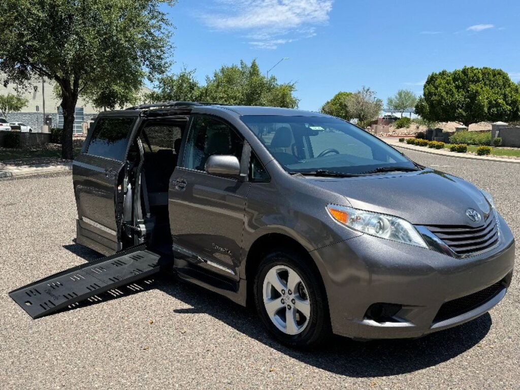 Predawn Grey Mica Toyota Sienna with BraunAbility Side Entry Automatic Fold Out conversion