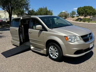 Gold Dodge Grand Caravan with Vantage Mobility Side Entry Automatic In Floor conversion