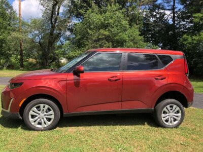 Used 2023 Kia Soul LX