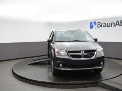 Used 2020 Dodge Grand Caravan SXT