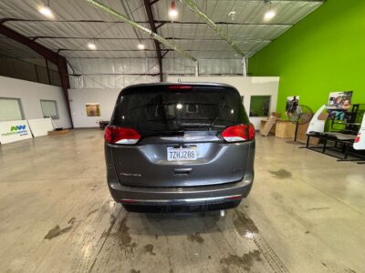Used 2017 Chrysler Pacifica Touring-L