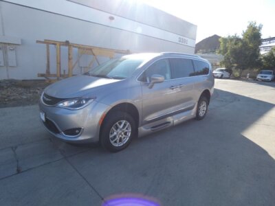 Used 2020 Chrysler Pacifica Touring L