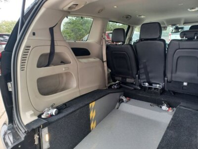 Used 2022 Chrysler Pacifica Touring L