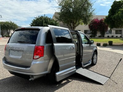 Used 2016 Dodge Grand Caravan SE