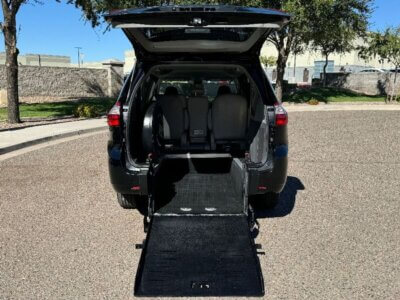 Used 2020 Toyota Sienna FWD L