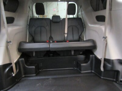 Used 2020 Chrysler Pacifica Touring L