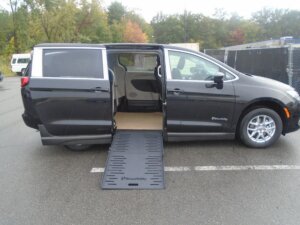 Black Chrysler Voyager with BraunAbility Side Entry Automatic Fold Out conversion