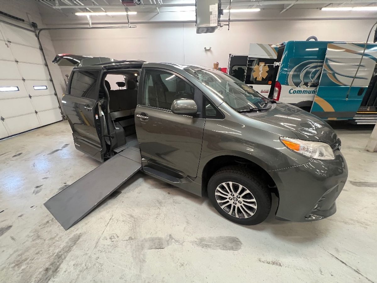 Green Toyota Sienna with Vantage Mobility Side Entry Automatic In Floor conversion