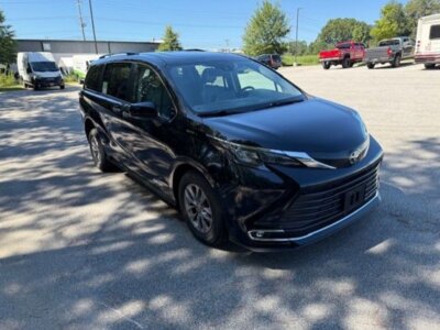 Used 2024 Toyota Sienna FWD XLE (New Conversion)