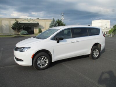 New 2026 Chrysler Voyager LX