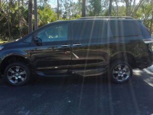 2015 Toyota Sienna SE - Photo 29