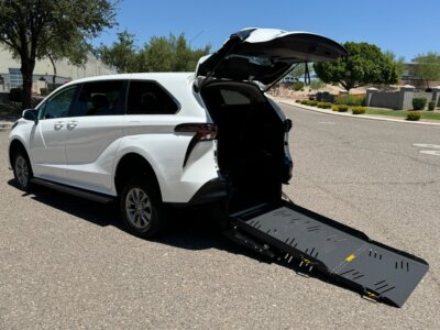White Toyota Sienna with Vantage Mobility Rear Entry Manual Fold Out conversion