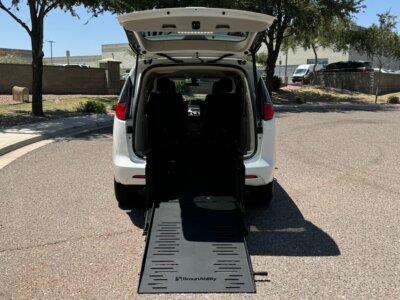 Used 2022 Chrysler Voyager LX