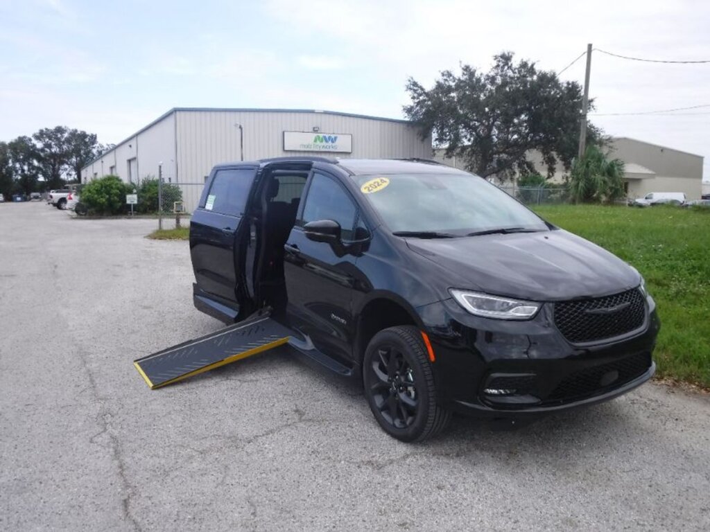 Black Chrysler Pacifica with Driverge Side Entry Automatic Fold Out conversion