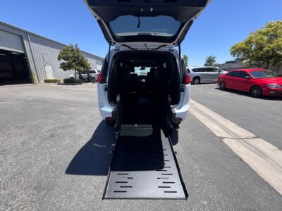 New 2026 Chrysler Voyager LX