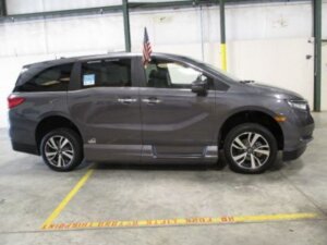 2021 Honda Odyssey Touring - Photo 15