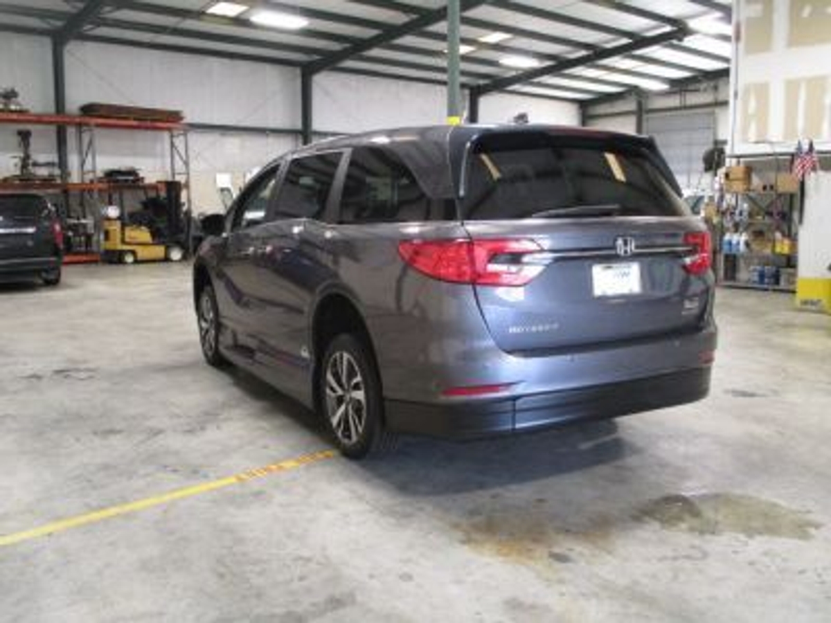 2021 Honda Odyssey Touring - Photo 11