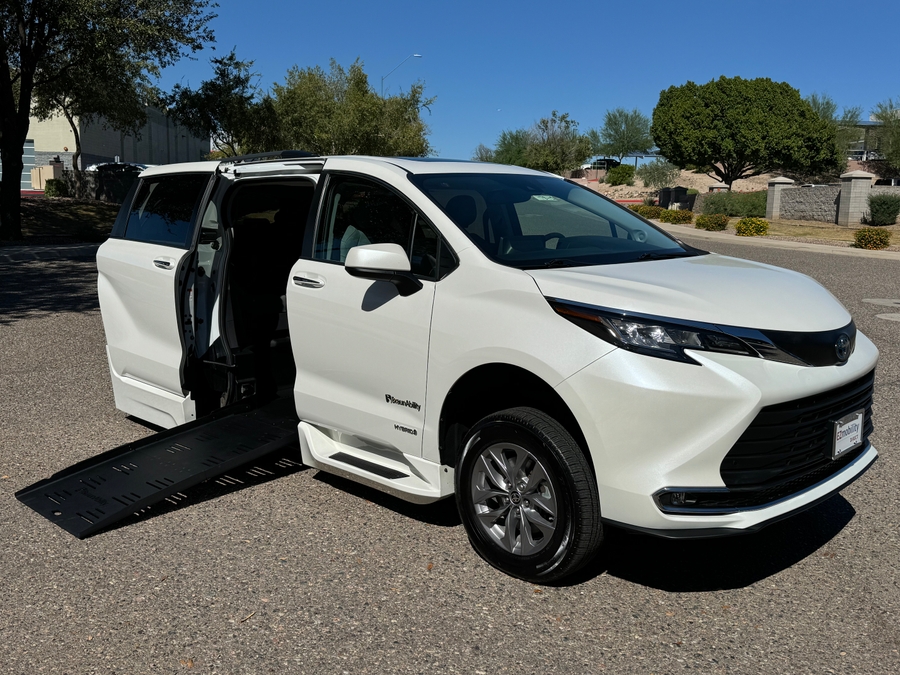 2021 Toyota Sienna