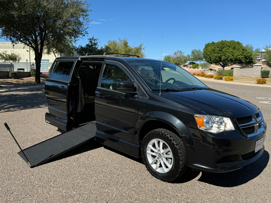 Black Dodge Grand Caravan with Vantage Mobility Side Entry Manual In Floor conversion