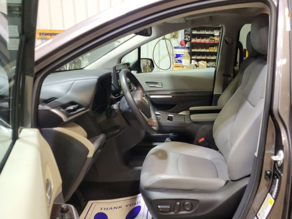 Used 2024 Toyota Sienna FWD XLE (New Conversion)