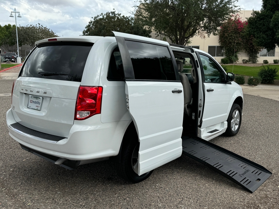 Used 2019 Dodge Grand Caravan SE