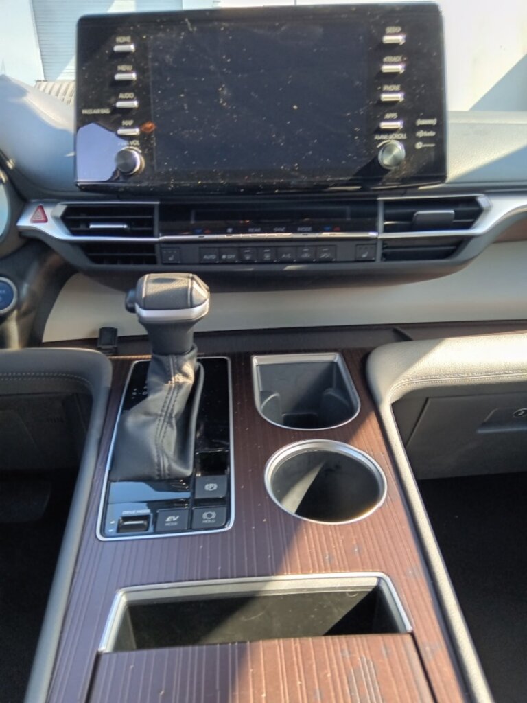 Used 2024 Toyota Sienna FWD XLE (New Conversion)